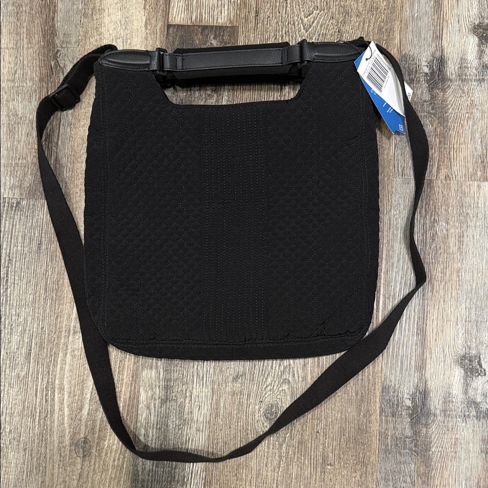 NWT Vera Bradley Black Quilted Crossbody Messenger Bag - Picture 4 of 7